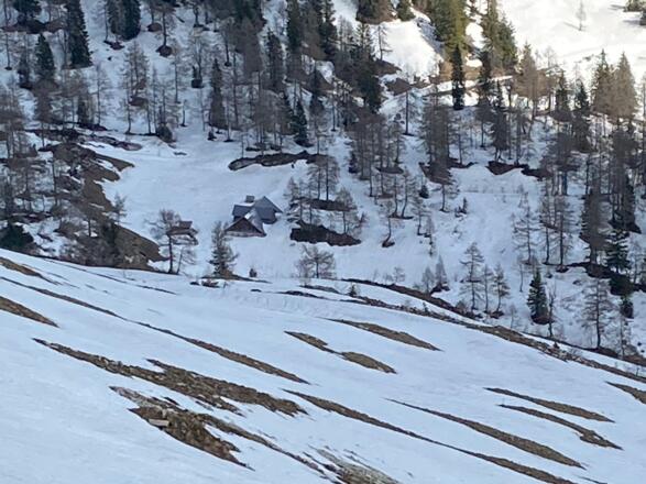 Moosangerlalm noch im Schnee