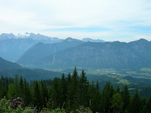 Blick vom Raschberg in Richtung Dachstein