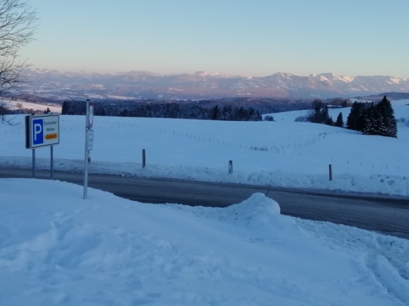 Blick vom Parkplatz Eschachweiher nach Süden