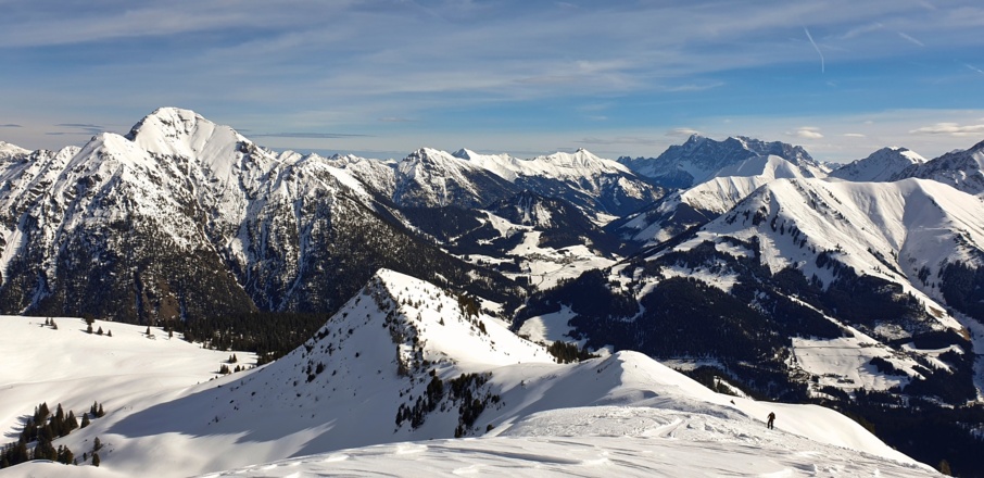 Blick vom Galtjoch zum Thaneller und zur Zugspitze
