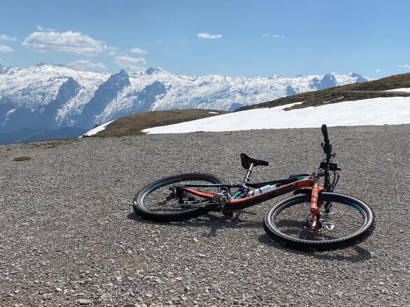 Tennengebirge im Frühjahr vom Bereich des Raddepots
