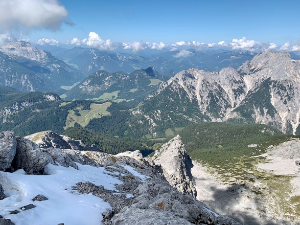 Vom Kammerlinghorn mit Blick Richtung  Kallbrunnalm und Zell am See