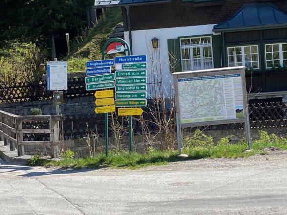 Abzweigung in Sommerau (Richtung Trattberg)