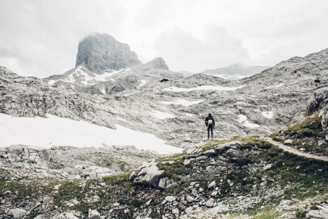 Toller Anblick des Bergmassives am Dachsteinrundwanderweg