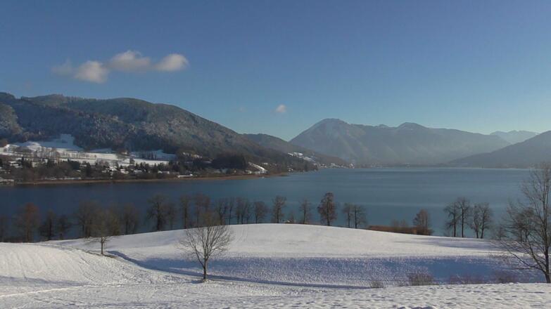 Blick von Kaltenbrunn auf See und Berge