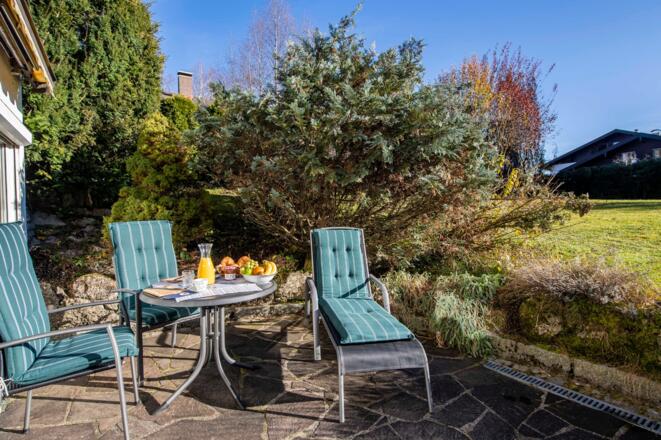 Geräumige Terrasse mit Südseite