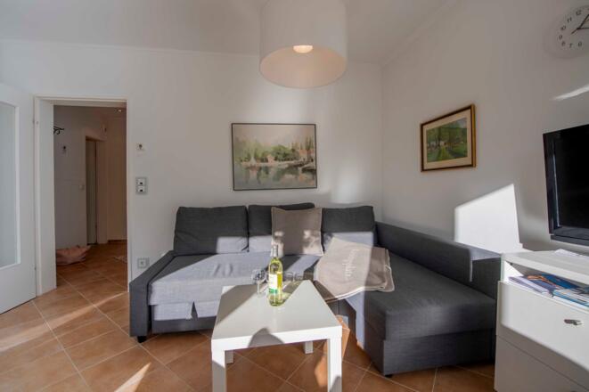 Gemütliches, ausziehbares Schlafsofa