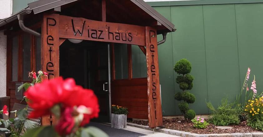 67693904_455503568575131_8603739316969013248_n