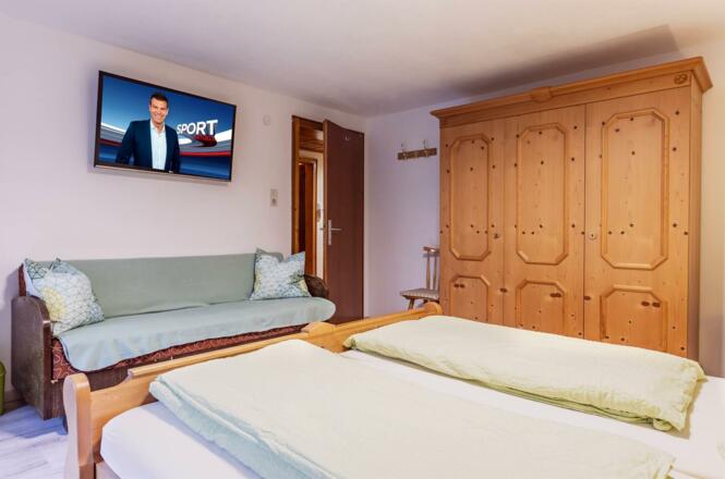 Schlafzimmer Wohnung Lobspitze