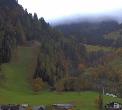 Blick von uns aus im Herbst