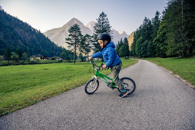 Am Tauernradweg zwischen St. Martin und der Abzweigung Vorderkaserklamm