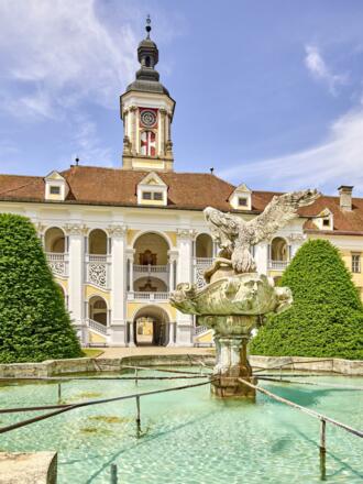 StiftStFlorian_Bruckner-Adlerbrunnen©Pedagrafie