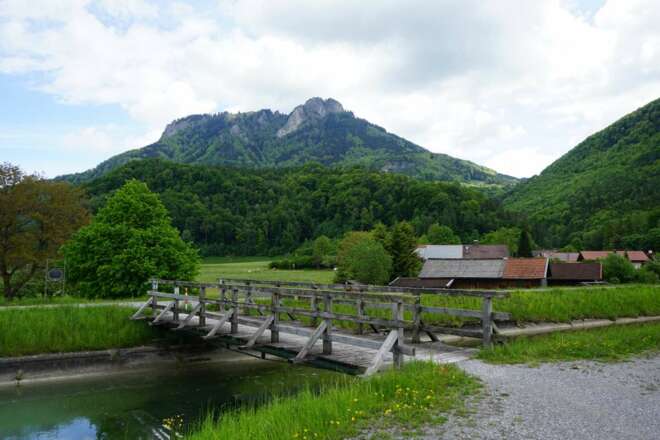 Blick zum Heuberg hinauf