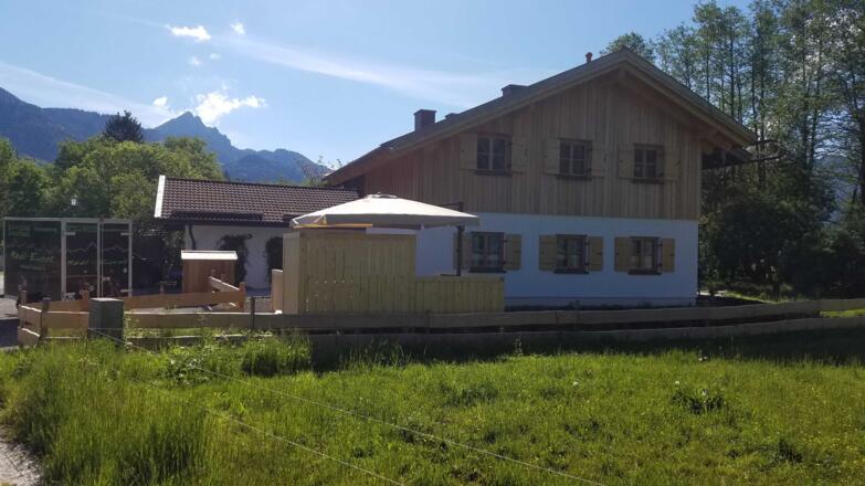 Außenansicht mit Wendelsteinblick