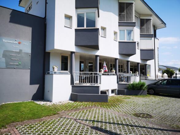 Tennsi&Squashhalle Zugang