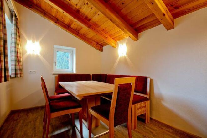 Haus Alpenkönigin -Essecke Top 4