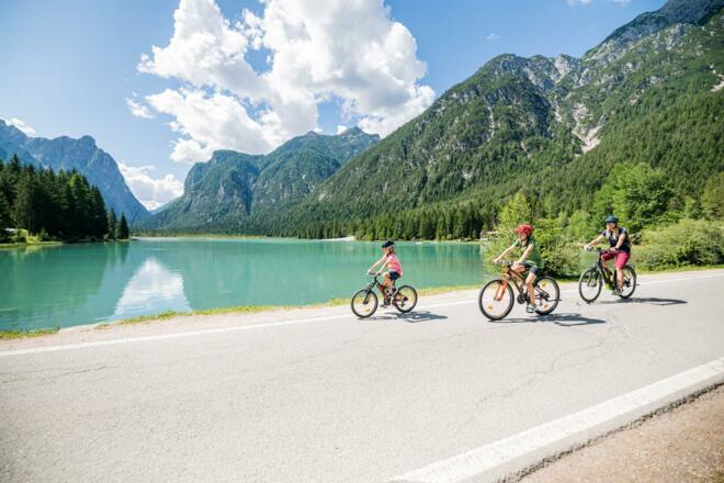 Radwandern, Radfahren