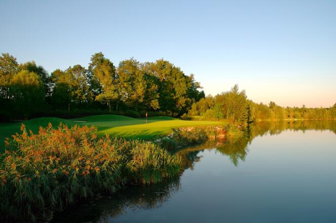 golf-hole-3_m