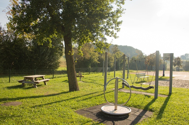 IMG_2_Hirschbach-Sportplatz_Spielplatz