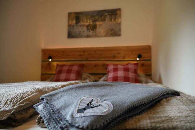 Schlafzimmer Urlaub in der Ferienwohnung Oachkatzl