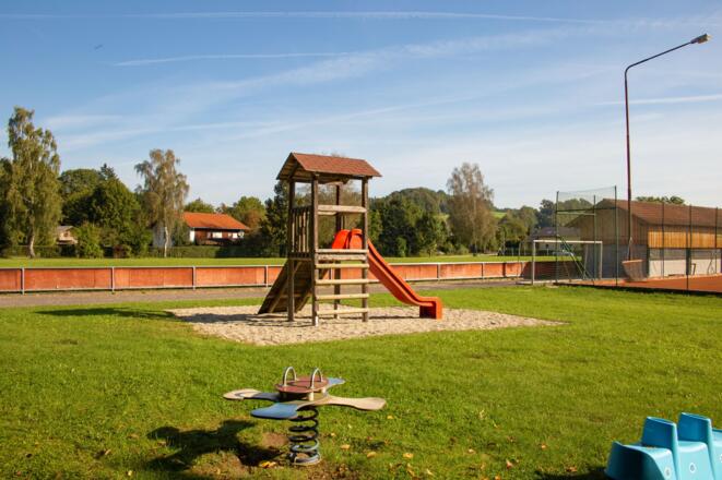 IMG_1_Sportplatz_Brombach_Spieplatz