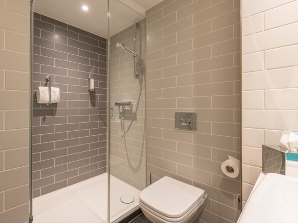 Holiday Inn Express Rosenheim - Badezimmer