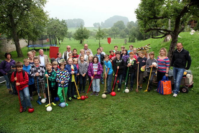 Gruppenfoto nach einer spannenden Partie "Bauerngolf".