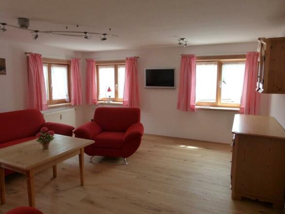 Wohnzimmer Dorfblick