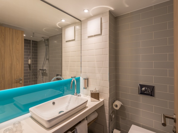 Holiday Inn Express Rosenheim - Badezimmer