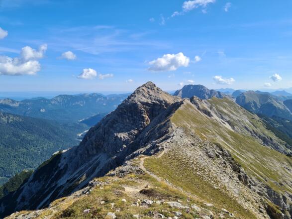 Blick Richtung osten vom Gipfelkreuz