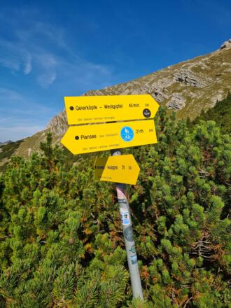Wegweiser am Kreuzjöchl