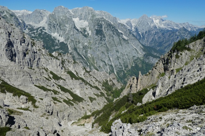 Blick von der Hochsteinscharte zu Mitterberg, Hochplanberg, Hebenkas, Brandleck und Spitzmauer (v.l.n.r.)