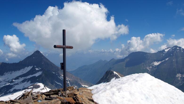 Hocheiser 3206m mit Kitzsteinhorn (2013)