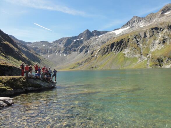 Kratzenbergsee im Herbst