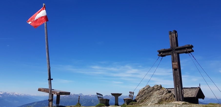 Gipfelkreuz am Hundstein
