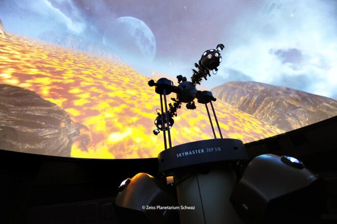 Zeiss Planetarium Schwaz für Erwachsene und Kinder