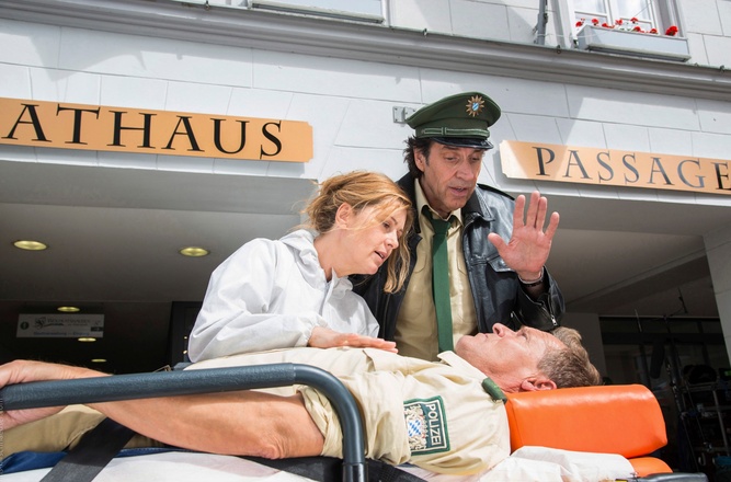 Hubert und Staller am Rathaus
