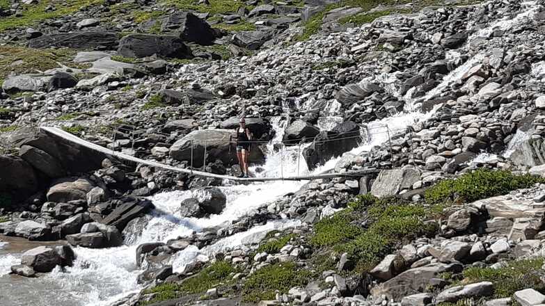 Hängebrücke vor der Schwarzenberghütte