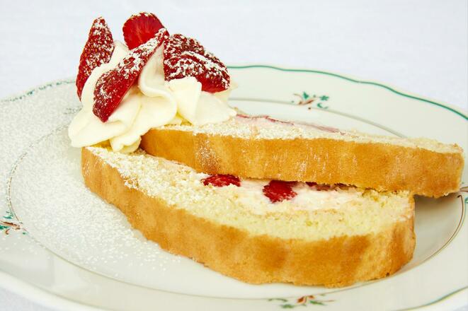 Erdbeerroulade