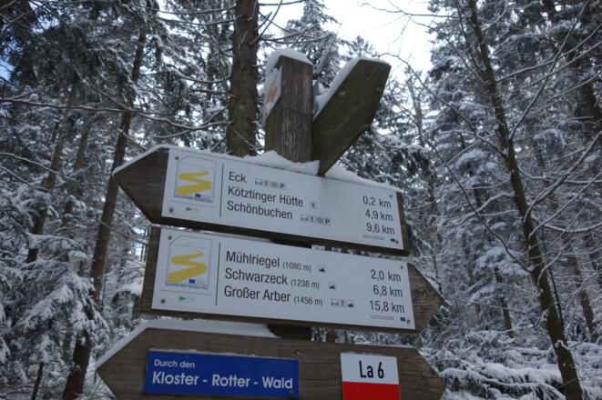 Wir folgen der kompletten Tour der Markierung Goldsteig