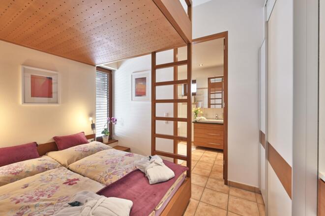 hausdrmuxel_appartement_omeshorn_schlafzimmer02-1