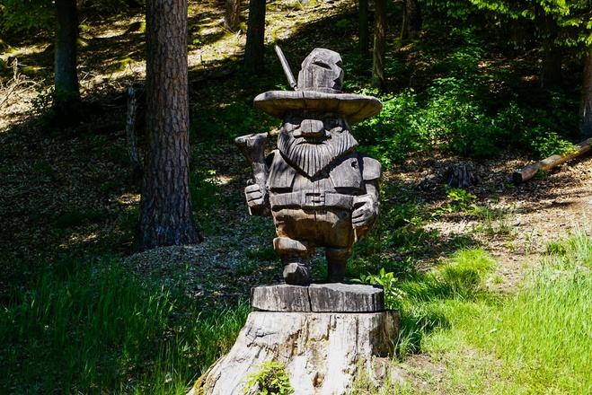 Räuber am Waldsee Heimbuchenthal