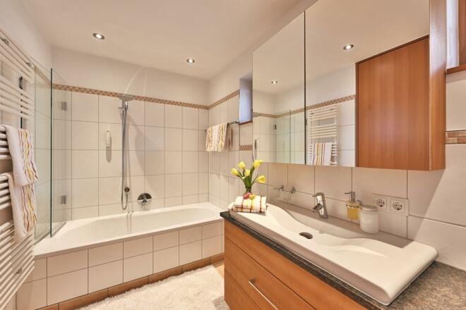 hausdrmuxel_appartement_omeshorn_bad