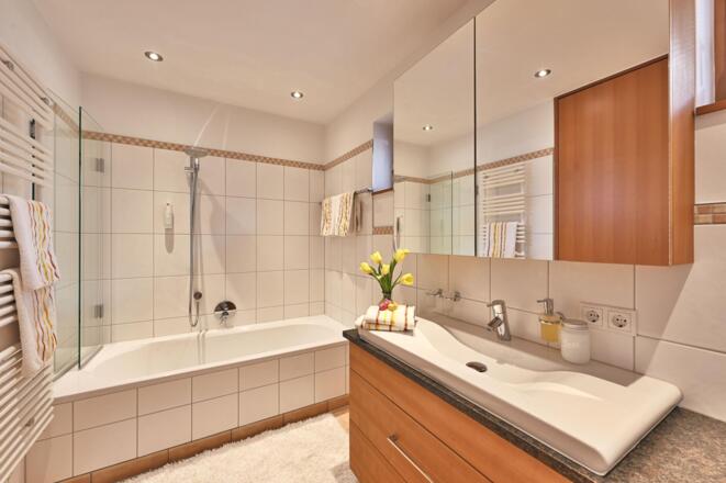 hausdrmuxel_appartement_omeshorn_bad-1