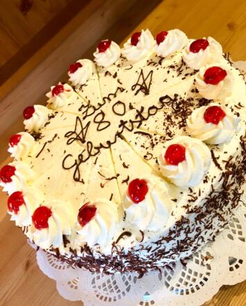 Eigene Konditoreierzeugnisse