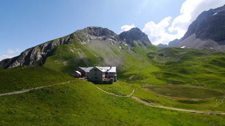 Rappenseehütte in herrlicher Lage
