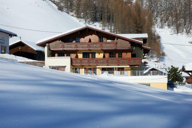 Außenansicht_Winter_2