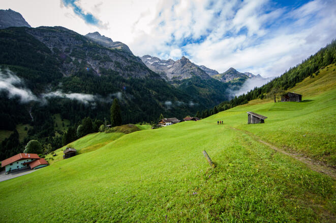 Wenige Kehren oberhalb des Parkplatzes in Hinterhornbach