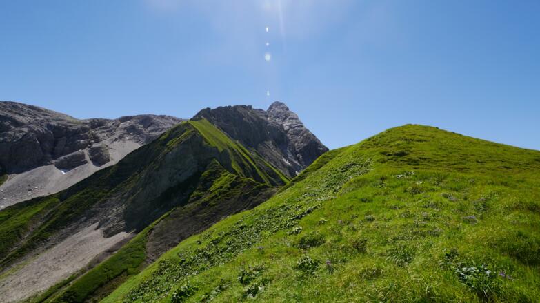 Himmelecksattel, dahinter der Große Wilde
