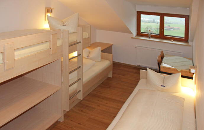 Jugendstock - Mehrbettzimmer